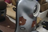 电瓶车踩脚板正确的摆放位置？