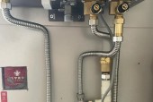 热水器安装时如何确保顶部空间？顶到头的正确安装方法是什么？