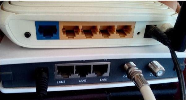 无线路由器和光猫连接实图（让网络连接更稳定快速）  第1张