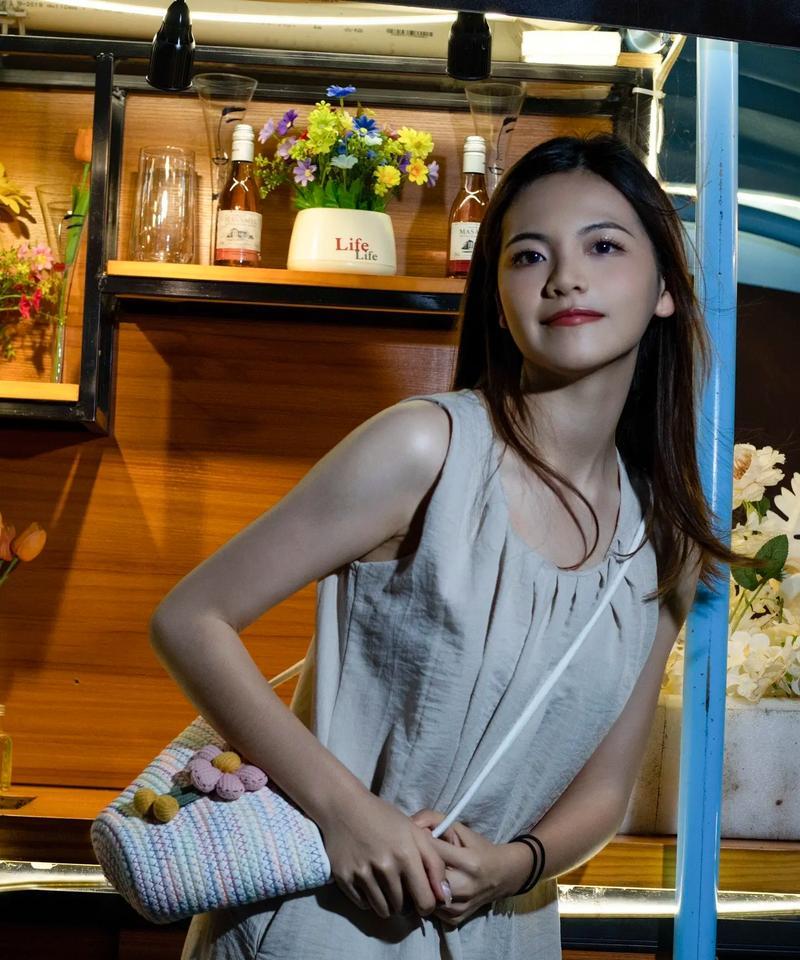 佳能相机r20的性能如何？适合什么拍摄场景？  第2张