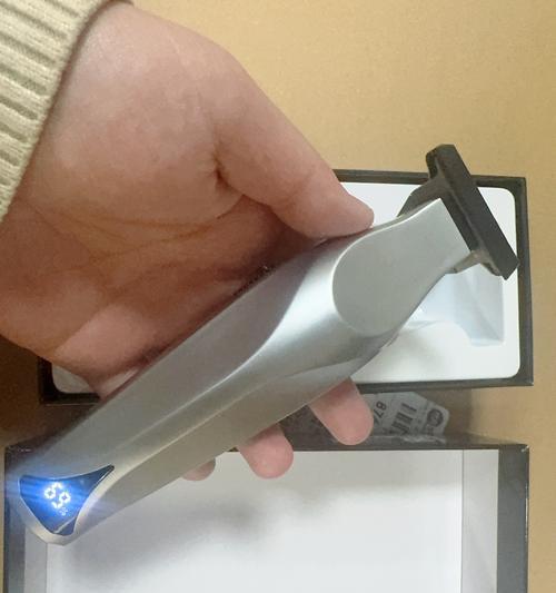 理发推剪器电源适配器坏了怎么修？维修方法有哪些？  第2张