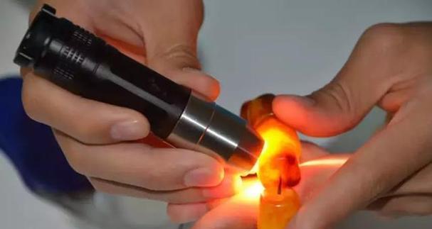 珠宝手电转换器使用方法是什么？转换器操作是否简单？  第3张