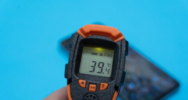 使用散热器时如何准确测量帧率？  第2张