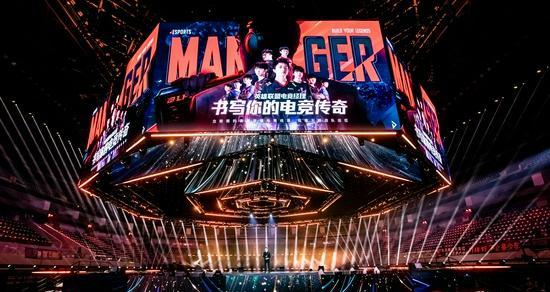 在英雄联盟中墙角打字的方法是什么？  第3张