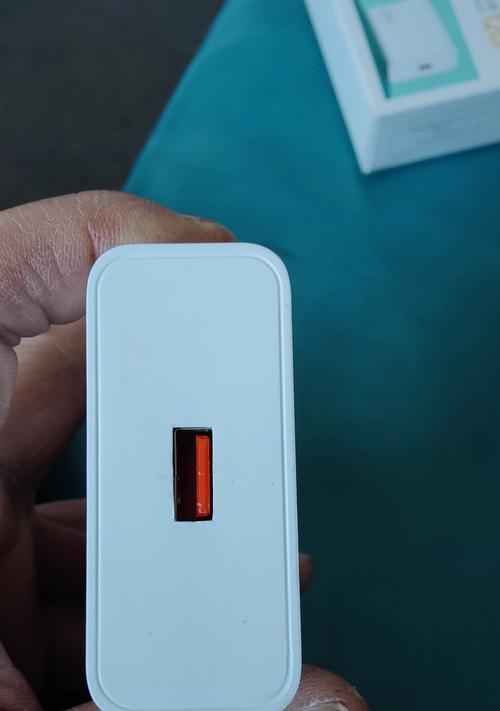 p7066w充电器的电流是多少安？规格参数是什么？  第3张