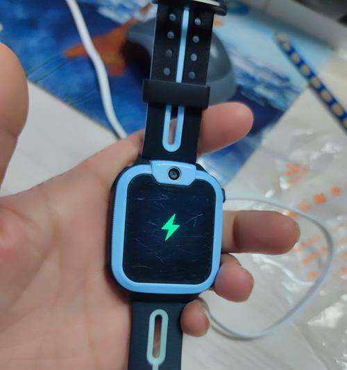 带小人充电器的是什么手表？这种手表的特点和功能是什么？  第3张